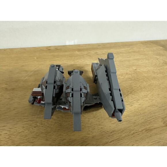 LEGO Star Wars: Sith Nightspeeder #7957 - Partially Complete Vehicle - No Figs - Picture 4 of 5